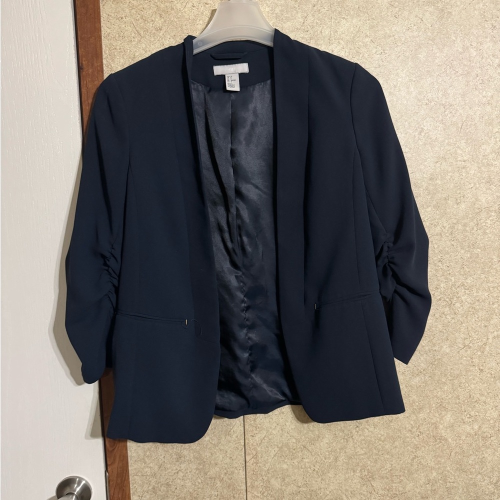 Elegant Navy Women's Blazer